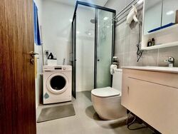 Suites @ Paya Lebar (D19), Apartment #427637391